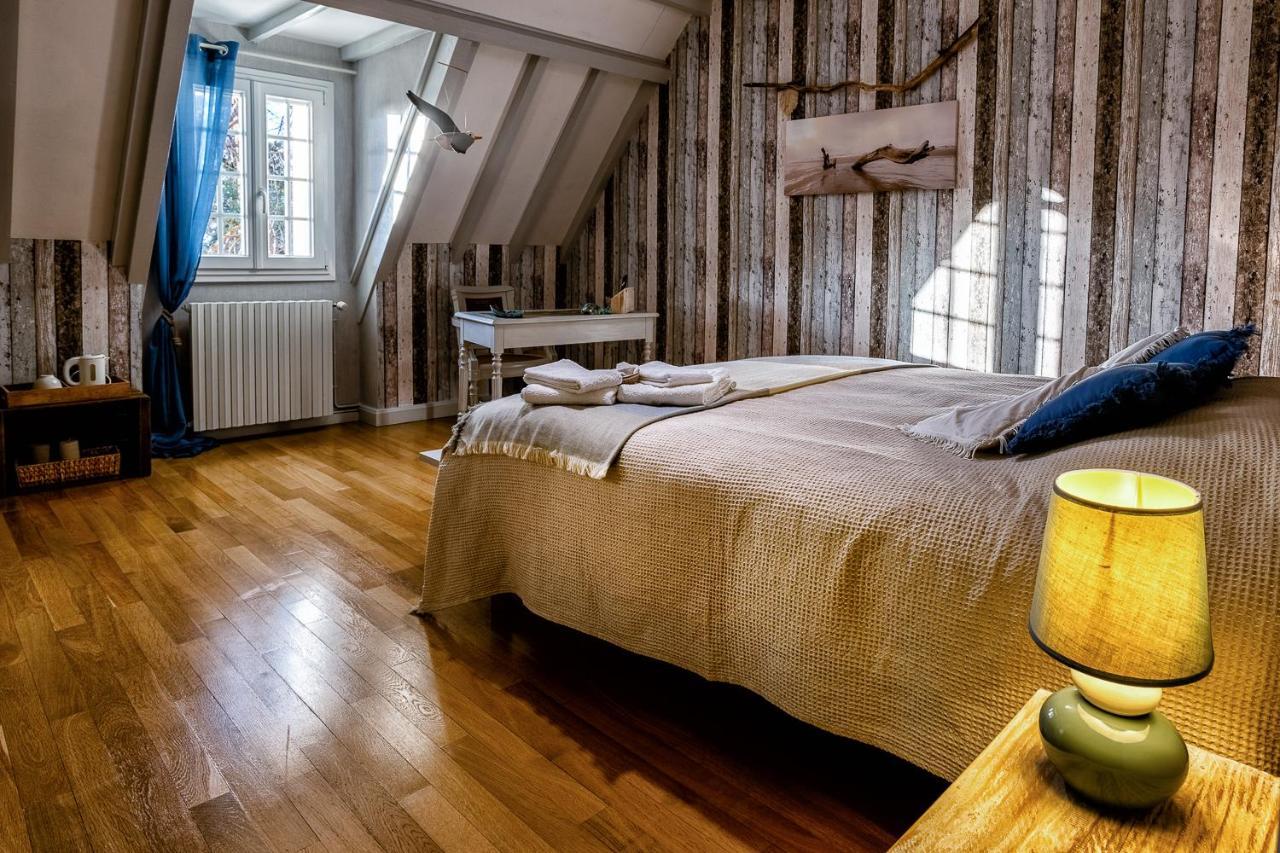 Les Bois De Ravel Chambres D'Hotes ภายนอก รูปภาพ